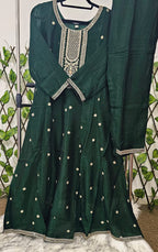 Women's Emerald Green Embroidered Anarkali Kurta Suit Set with Dupatta &amp; Trousers | Festive Indian Ethnic Wear Dress