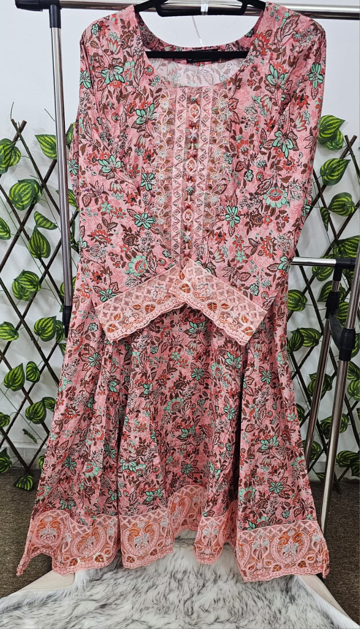 The Rosewood Bloom Floral Cotton Blend Kurta Set